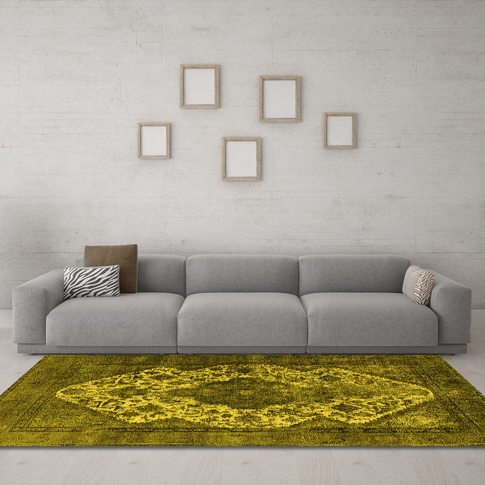 Machine Washable Oriental Yellow Industrial Rug in a Living Room, wshurb552yw