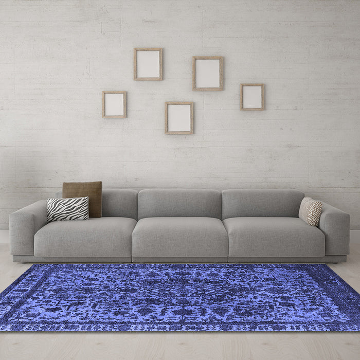 Machine Washable Oriental Blue Industrial Rug in a Living Room, wshurb553blu