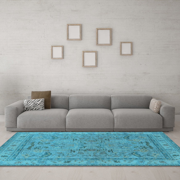 Machine Washable Oriental Light Blue Industrial Rug in a Living Room, wshurb559lblu