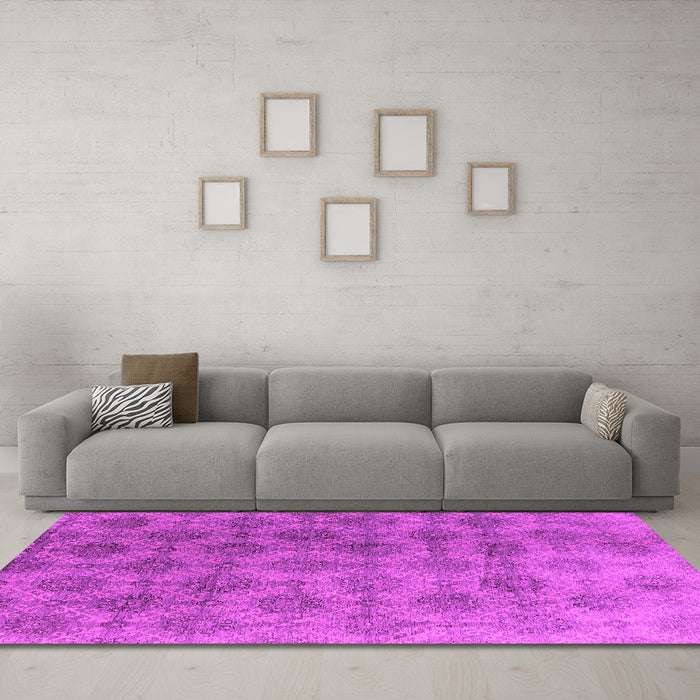 Machine Washable Oriental Pink Industrial Rug in a Living Room, wshurb560pnk