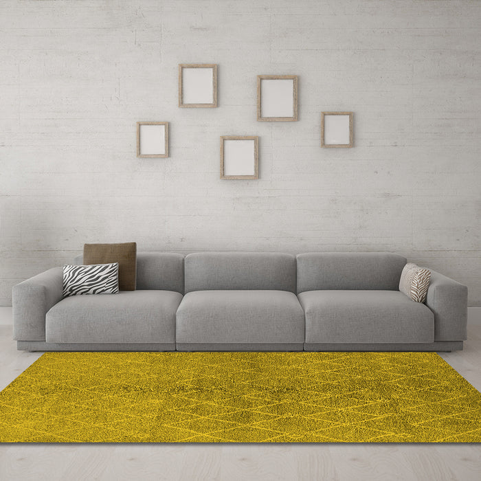 Machine Washable Oriental Yellow Industrial Rug in a Living Room, wshurb563yw