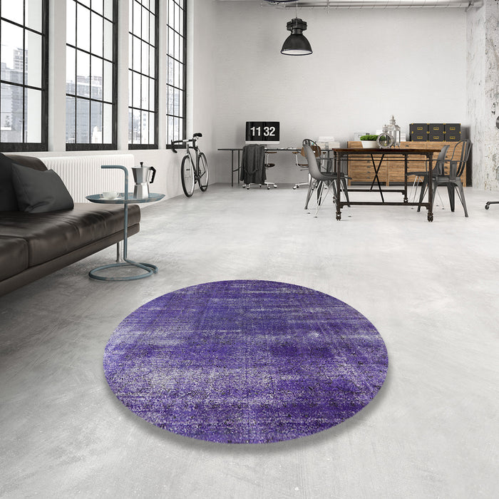 Round Mid-Century Modern Purple Oriental Rug in a Office, urb568