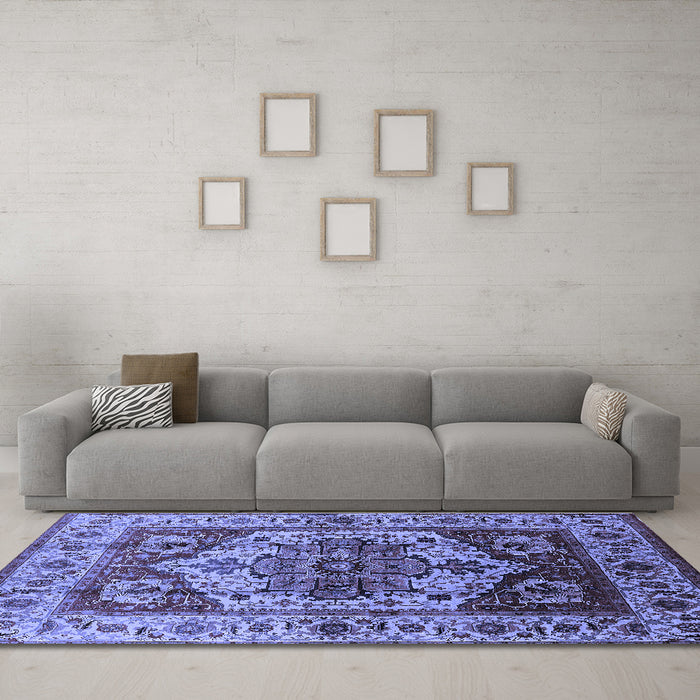 Machine Washable Oriental Blue Industrial Rug in a Living Room, wshurb573blu