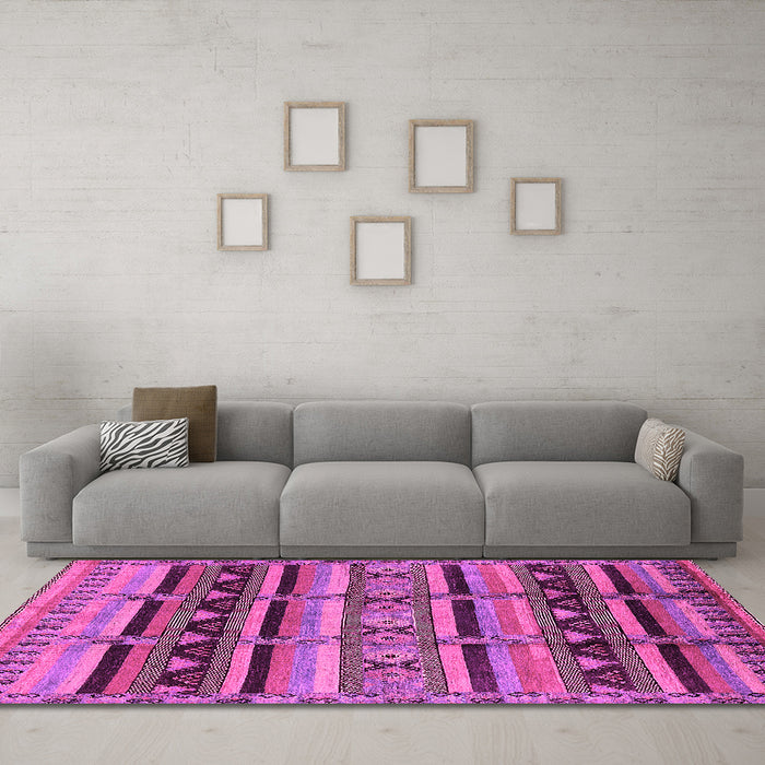 Machine Washable Oriental Pink Industrial Rug in a Living Room, wshurb575pnk