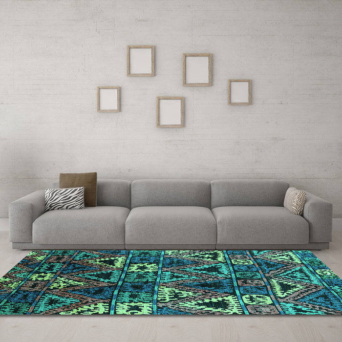 Machine Washable Oriental Turquoise Industrial Area Rugs in a Living Room,, wshurb576turq