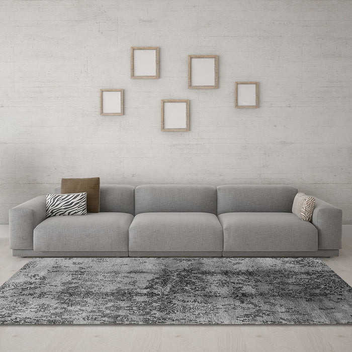 Machine Washable Oriental Gray Industrial Rug in a Living Room,, wshurb578gry