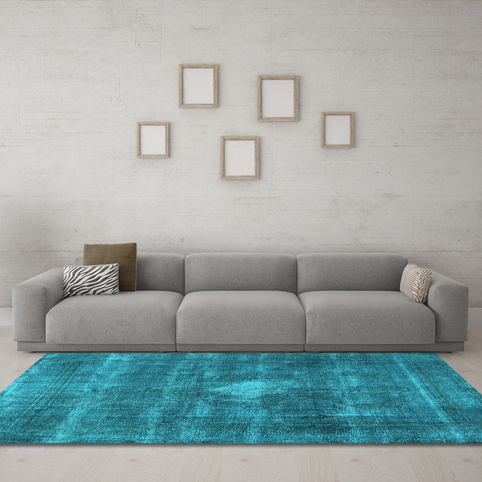 Machine Washable Oriental Light Blue Industrial Rug in a Living Room, wshurb579lblu