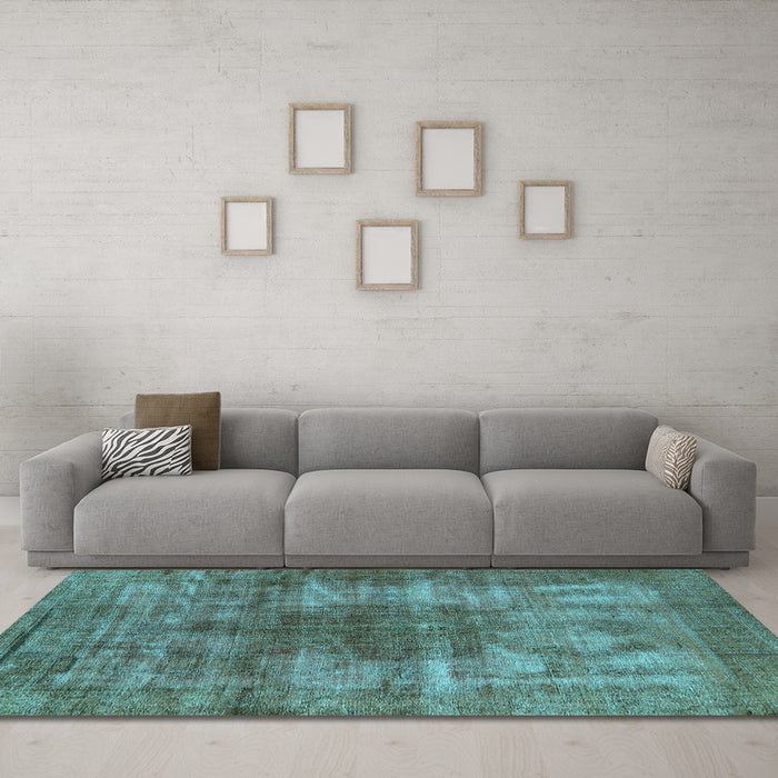 Machine Washable Oriental Light Blue Industrial Rug in a Living Room, wshurb582lblu