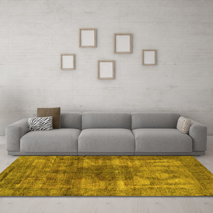 Machine Washable Oriental Yellow Industrial Rug in a Living Room, wshurb582yw