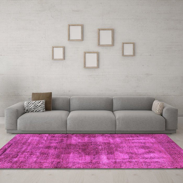 Machine Washable Oriental Pink Industrial Rug in a Living Room, wshurb582pnk