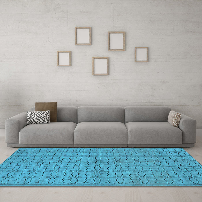 Machine Washable Oriental Light Blue Industrial Rug in a Living Room, wshurb584lblu