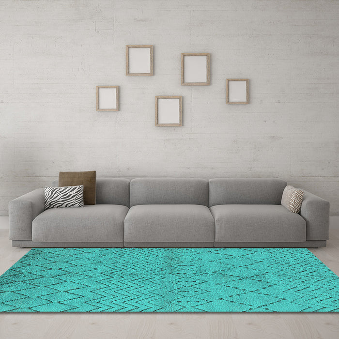 Machine Washable Oriental Turquoise Industrial Area Rugs in a Living Room,, wshurb588turq