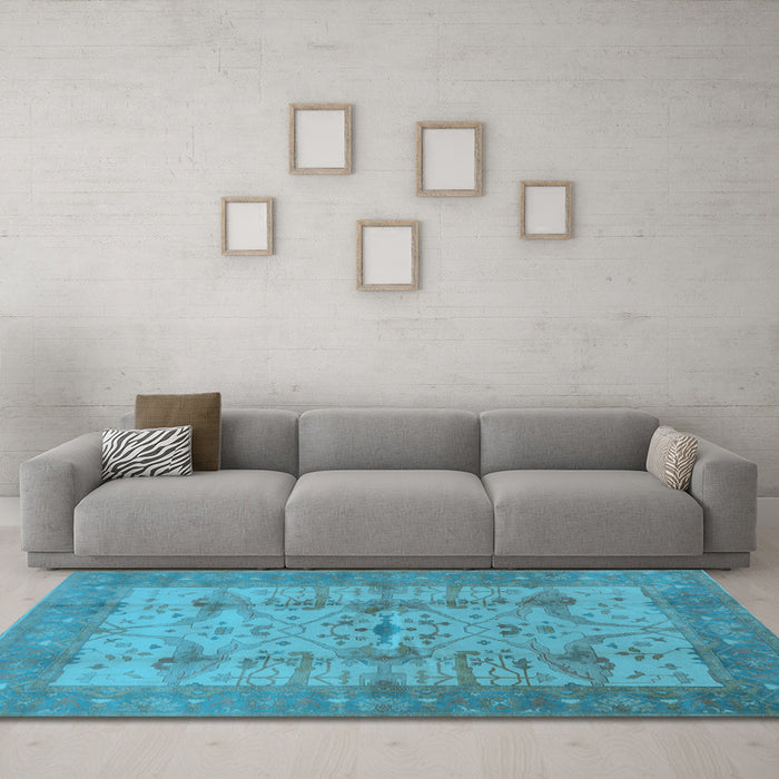 Machine Washable Oriental Light Blue Industrial Rug in a Living Room, wshurb593lblu