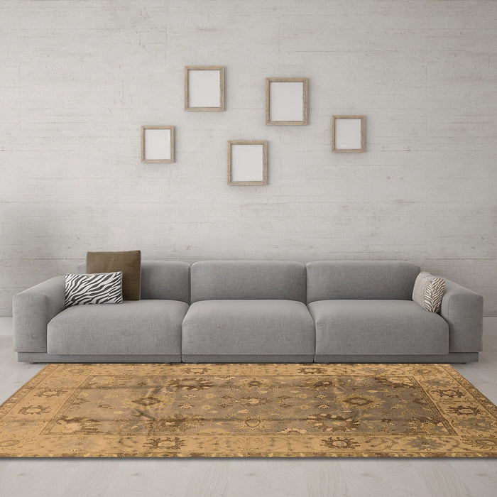 Machine Washable Oriental Brown Traditional Rug in a Living Room,, wshurb601brn