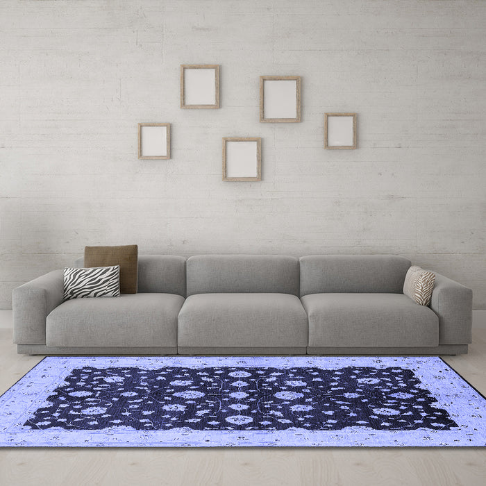 Machine Washable Oriental Blue Traditional Rug in a Living Room, wshurb606blu