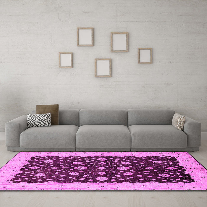 Machine Washable Oriental Pink Traditional Rug in a Living Room, wshurb606pnk