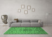 Machine Washable Oriental Emerald Green Traditional Area Rugs in a Living Room,, wshurb607emgrn