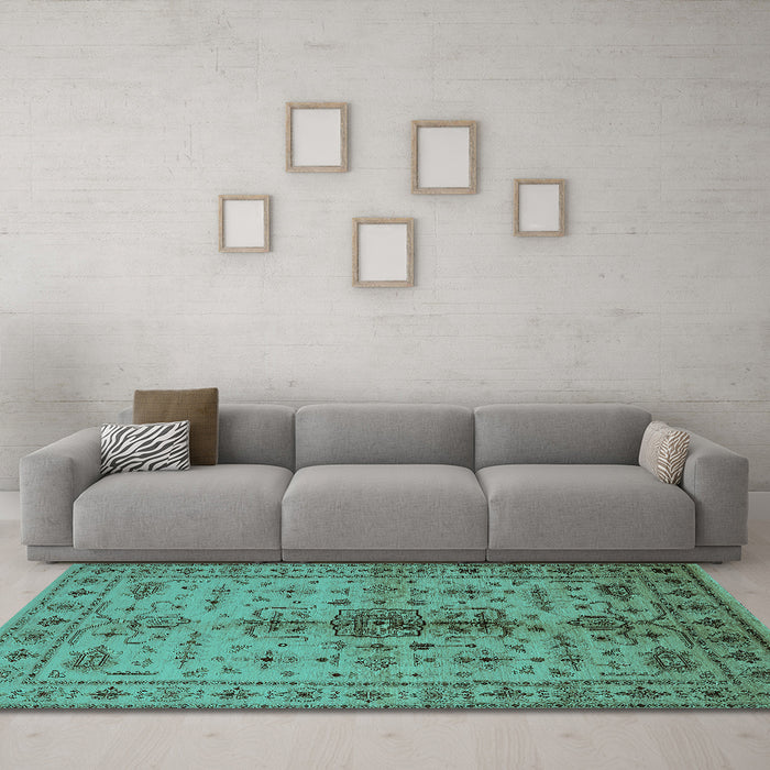 Machine Washable Oriental Turquoise Traditional Area Rugs in a Living Room,, wshurb607turq