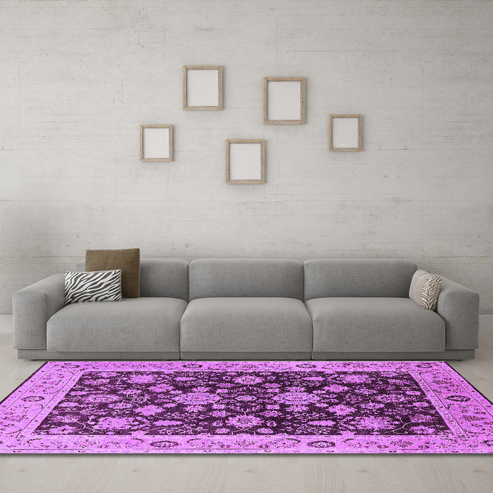 Machine Washable Oriental Purple Traditional Area Rugs in a Living Room, wshurb608pur
