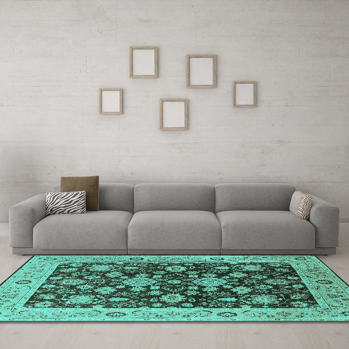 Machine Washable Oriental Turquoise Traditional Area Rugs in a Living Room,, wshurb608turq