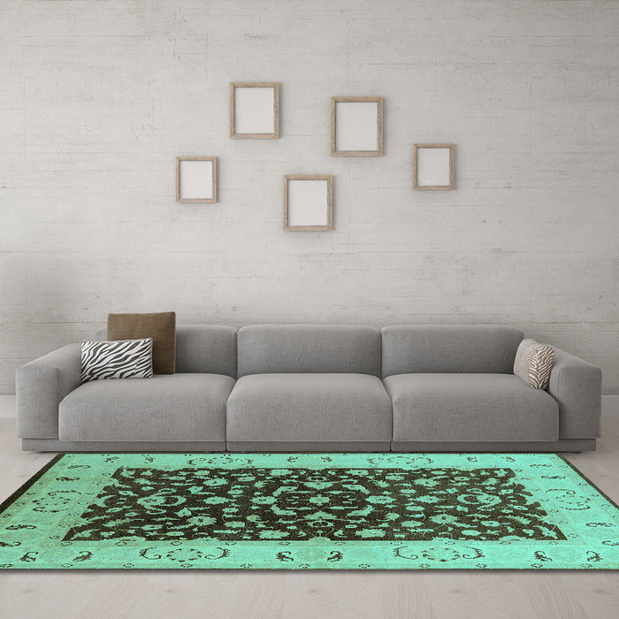 Machine Washable Oriental Turquoise Traditional Area Rugs in a Living Room,, wshurb614turq