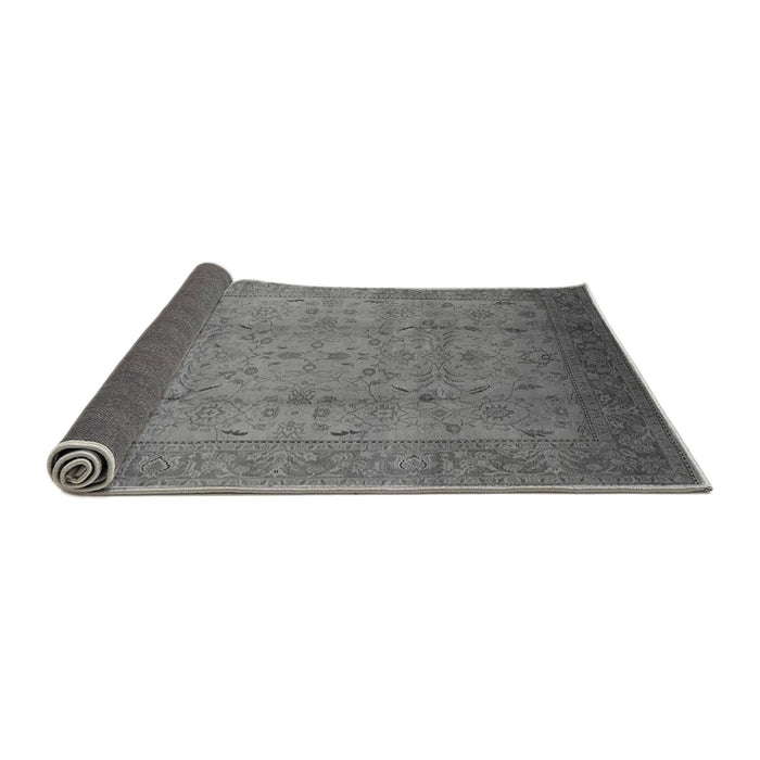 Sideview of Oriental Gray Traditional Rug, urb615gry