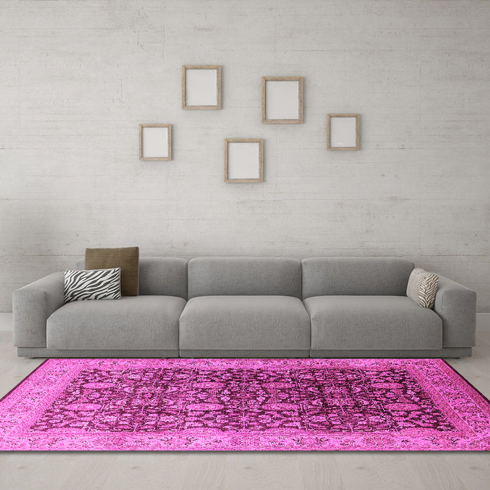 Machine Washable Oriental Pink Traditional Rug in a Living Room, wshurb616pnk