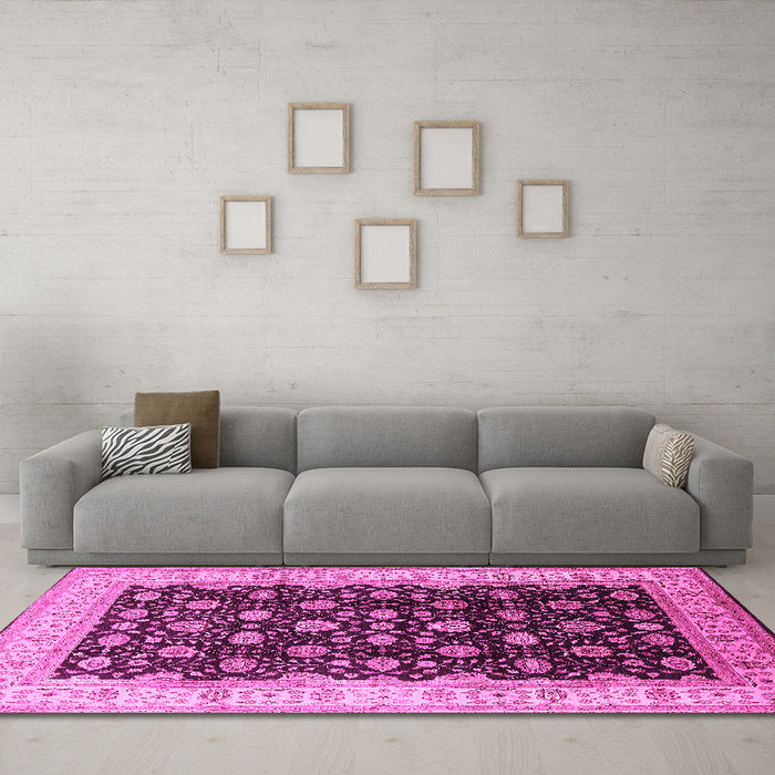 Machine Washable Oriental Pink Traditional Rug in a Living Room, wshurb617pnk