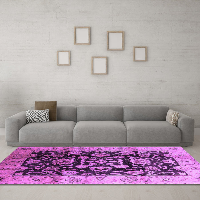 Machine Washable Oriental Purple Traditional Area Rugs in a Living Room, wshurb618pur