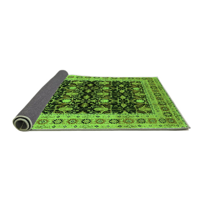 Sideview of Oriental Green Traditional Rug, urb622grn