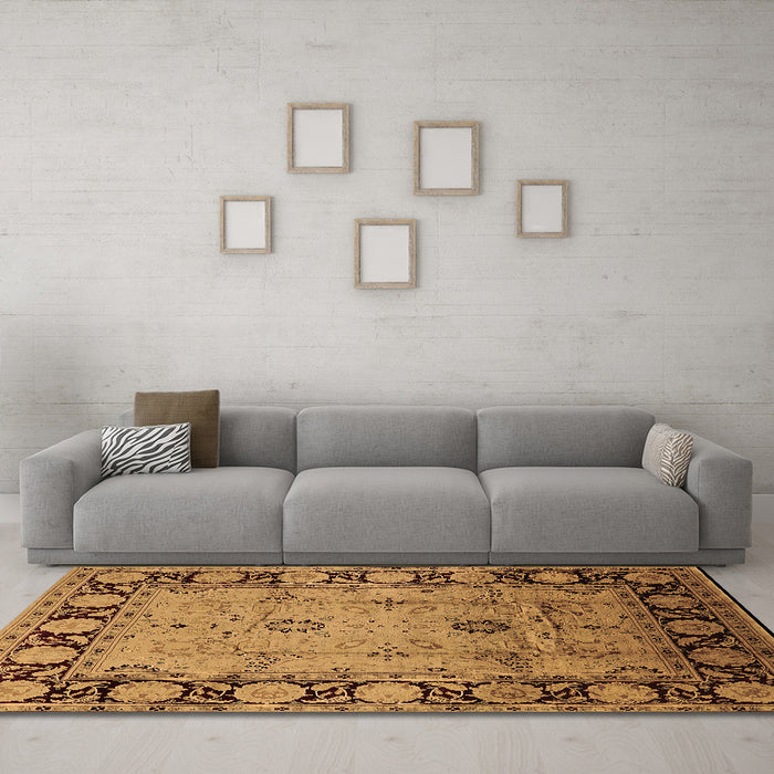 Machine Washable Oriental Brown Traditional Rug in a Living Room,, wshurb629brn