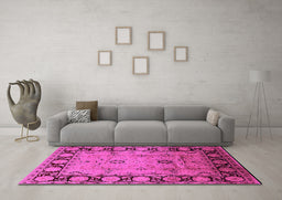 Machine Washable Oriental Pink Traditional Rug in a Living Room, wshurb629pnk