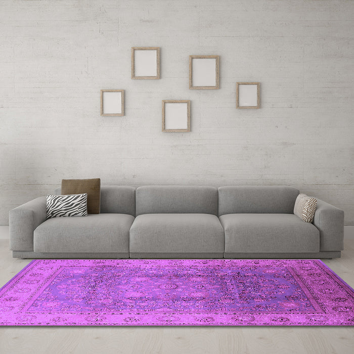Machine Washable Oriental Purple Traditional Area Rugs in a Living Room, wshurb630pur