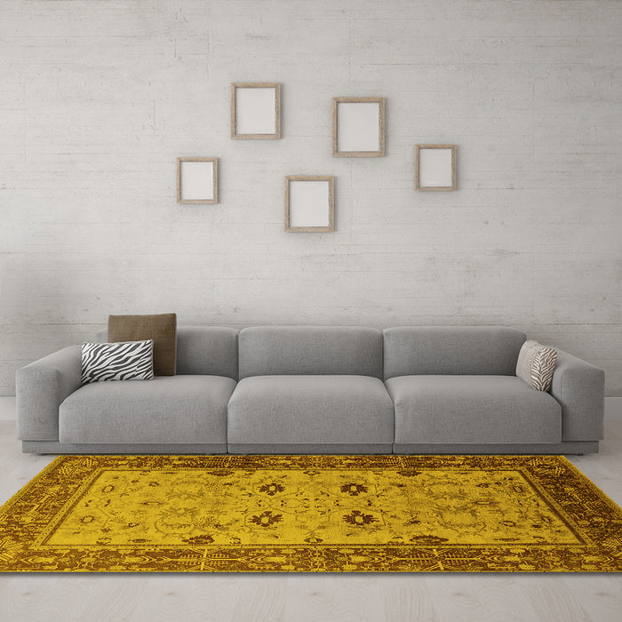 Machine Washable Oriental Yellow Traditional Rug in a Living Room, wshurb631yw