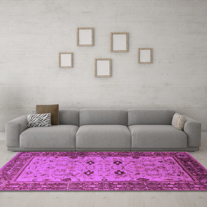 Machine Washable Oriental Purple Traditional Area Rugs in a Living Room, wshurb631pur
