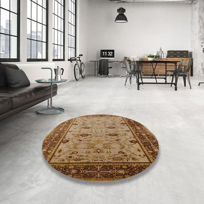 Round Mid-Century Modern Mahogany Brown Oriental Rug in a Office, urb631