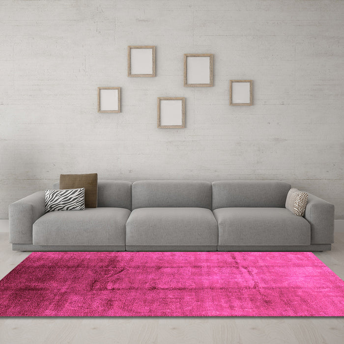 Machine Washable Oriental Pink Industrial Rug in a Living Room, wshurb632pnk