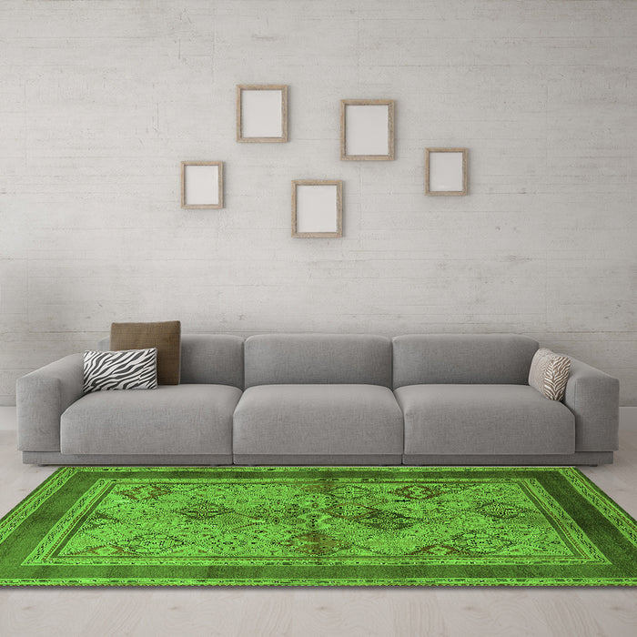 Machine Washable Oriental Green Industrial Area Rugs in a Living Room,, wshurb634grn