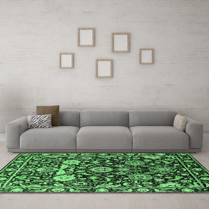 Machine Washable Oriental Emerald Green Industrial Area Rugs in a Living Room,, wshurb635emgrn