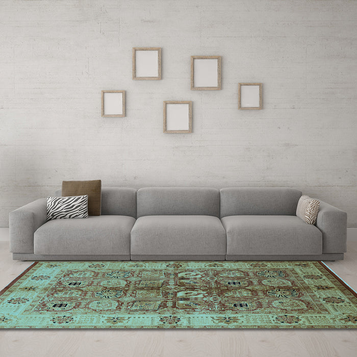 Machine Washable Oriental Light Blue Industrial Rug in a Living Room, wshurb636lblu