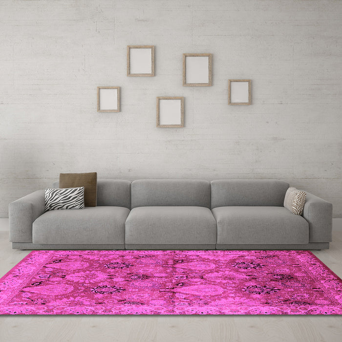 Machine Washable Oriental Pink Industrial Rug in a Living Room, wshurb637pnk