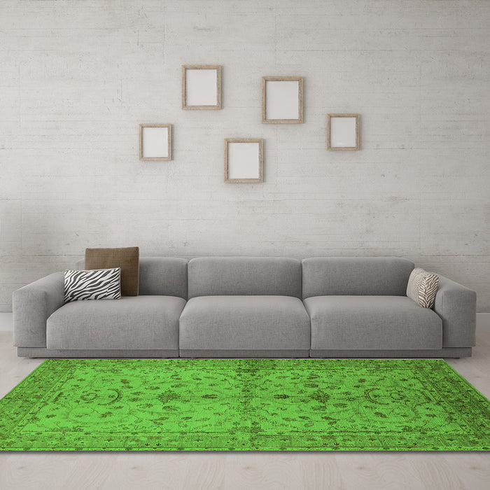 Machine Washable Oriental Green Industrial Area Rugs in a Living Room,, wshurb638grn