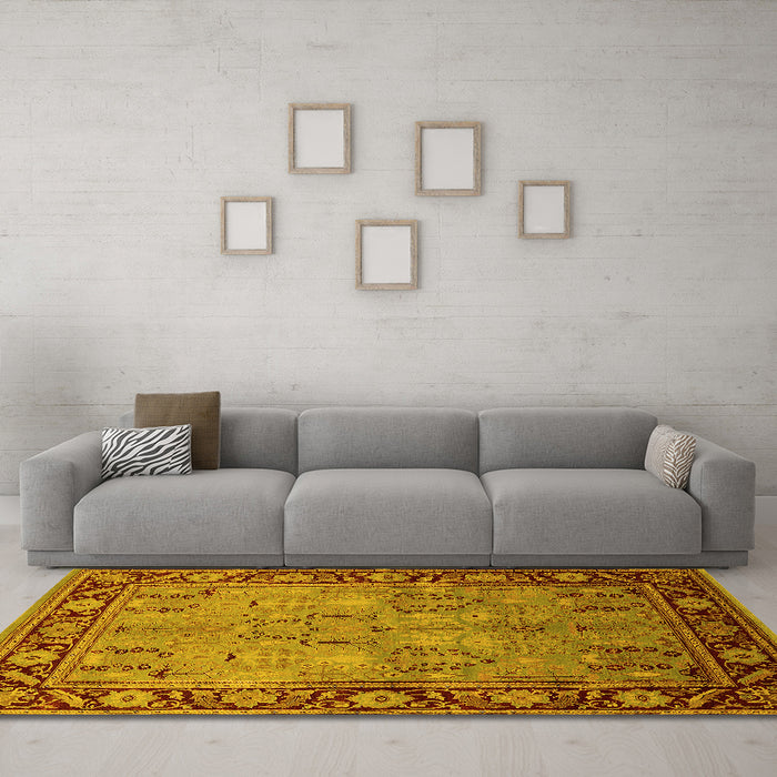 Machine Washable Oriental Yellow Industrial Rug in a Living Room, wshurb641yw