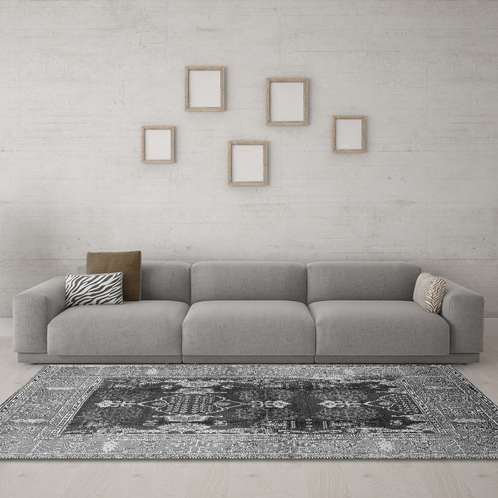 Machine Washable Oriental Gray Industrial Rug in a Living Room,, wshurb645gry