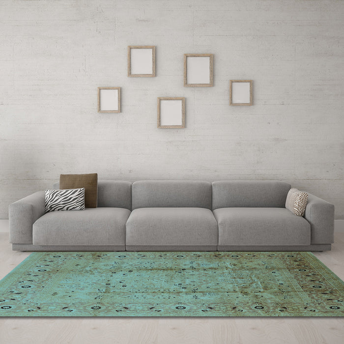 Machine Washable Oriental Light Blue Industrial Rug in a Living Room, wshurb649lblu