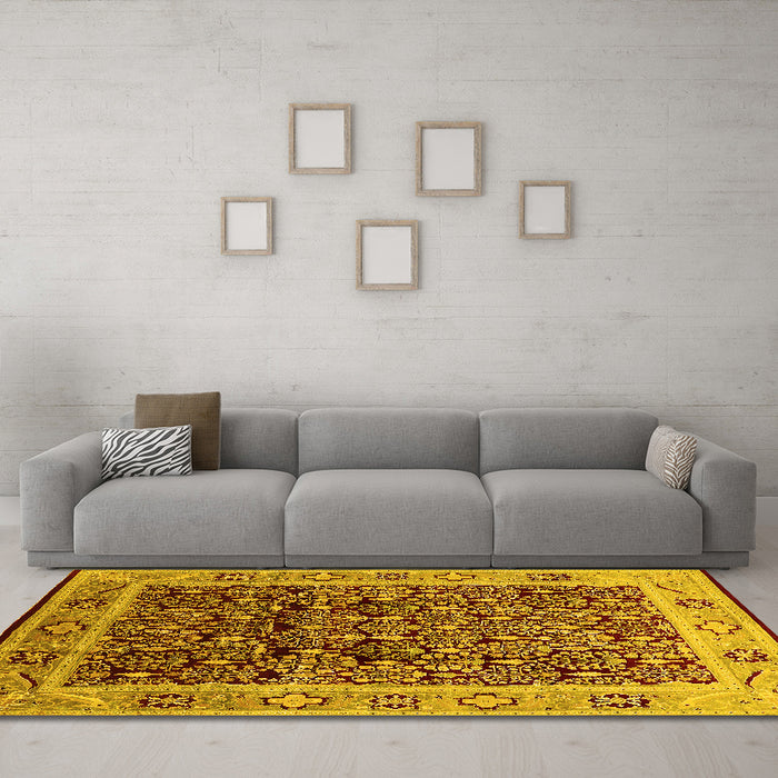 Machine Washable Oriental Yellow Industrial Rug in a Living Room, wshurb652yw