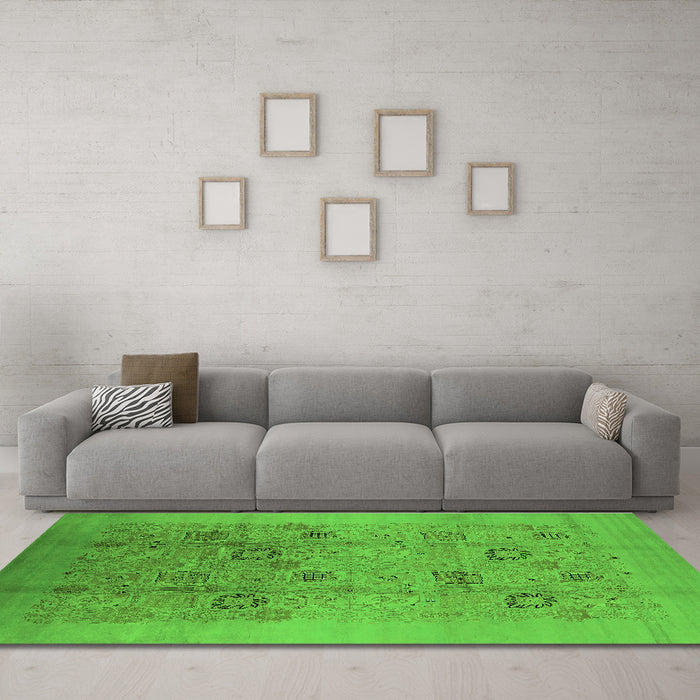 Machine Washable Oriental Green Industrial Area Rugs in a Living Room,, wshurb655grn