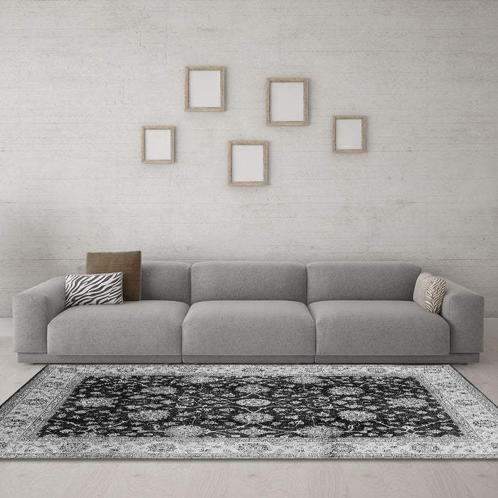 Machine Washable Oriental Gray Industrial Rug in a Living Room,, wshurb657gry