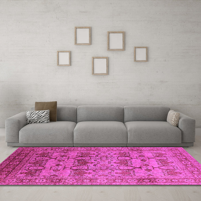 Machine Washable Oriental Pink Industrial Rug in a Living Room, wshurb662pnk