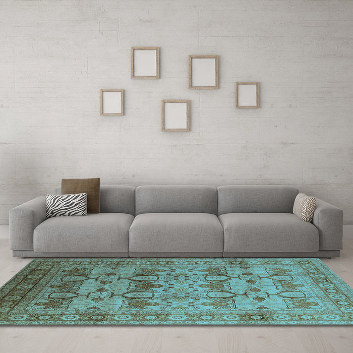 Machine Washable Oriental Light Blue Industrial Rug in a Living Room, wshurb662lblu